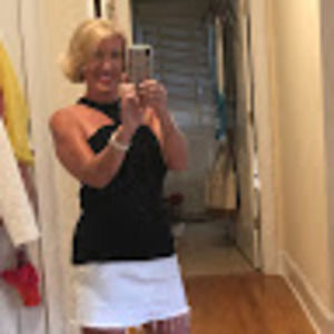 Meet your Posher, Laura